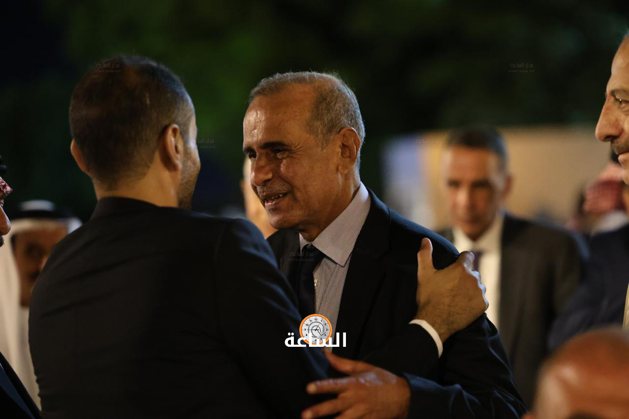 Madar Al-Saa Images 0.10688467771533494