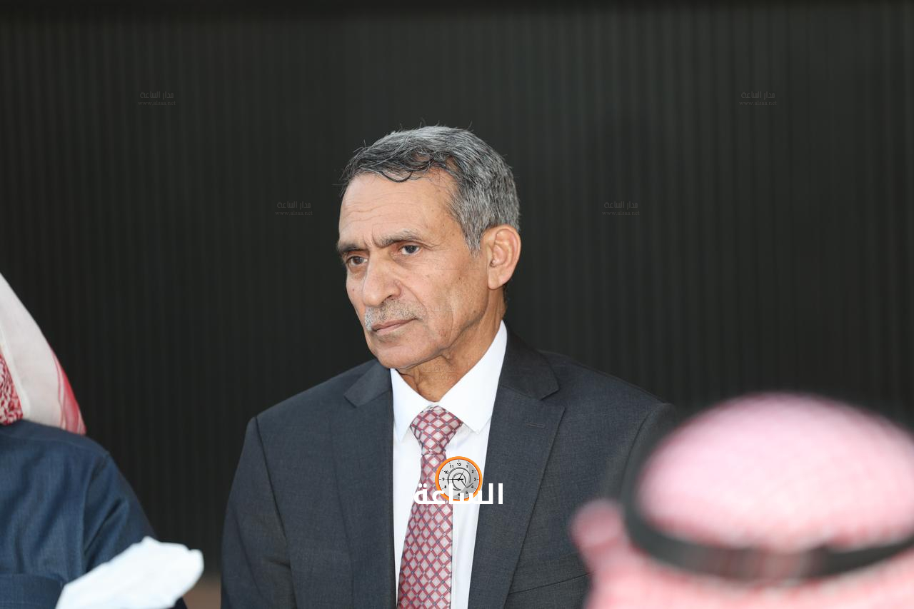 Madar Al-Saa Images 0.15589657231932286