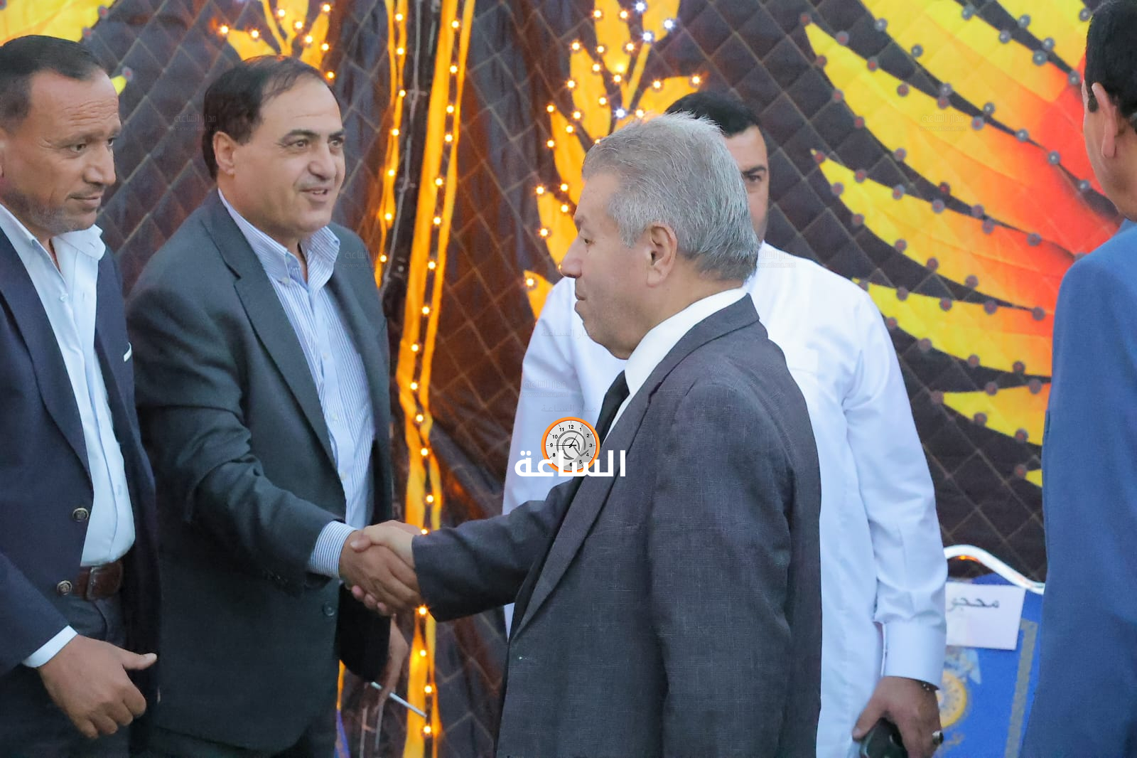 Madar Al-Saa Images 0.7341502238826944