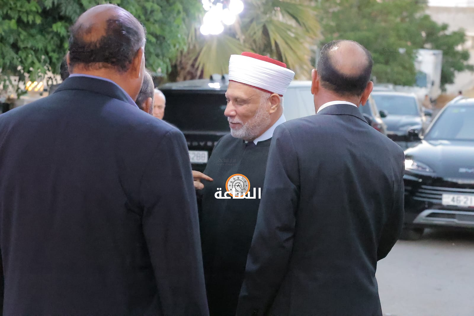 Madar Al-Saa Images 0.3329298421574117