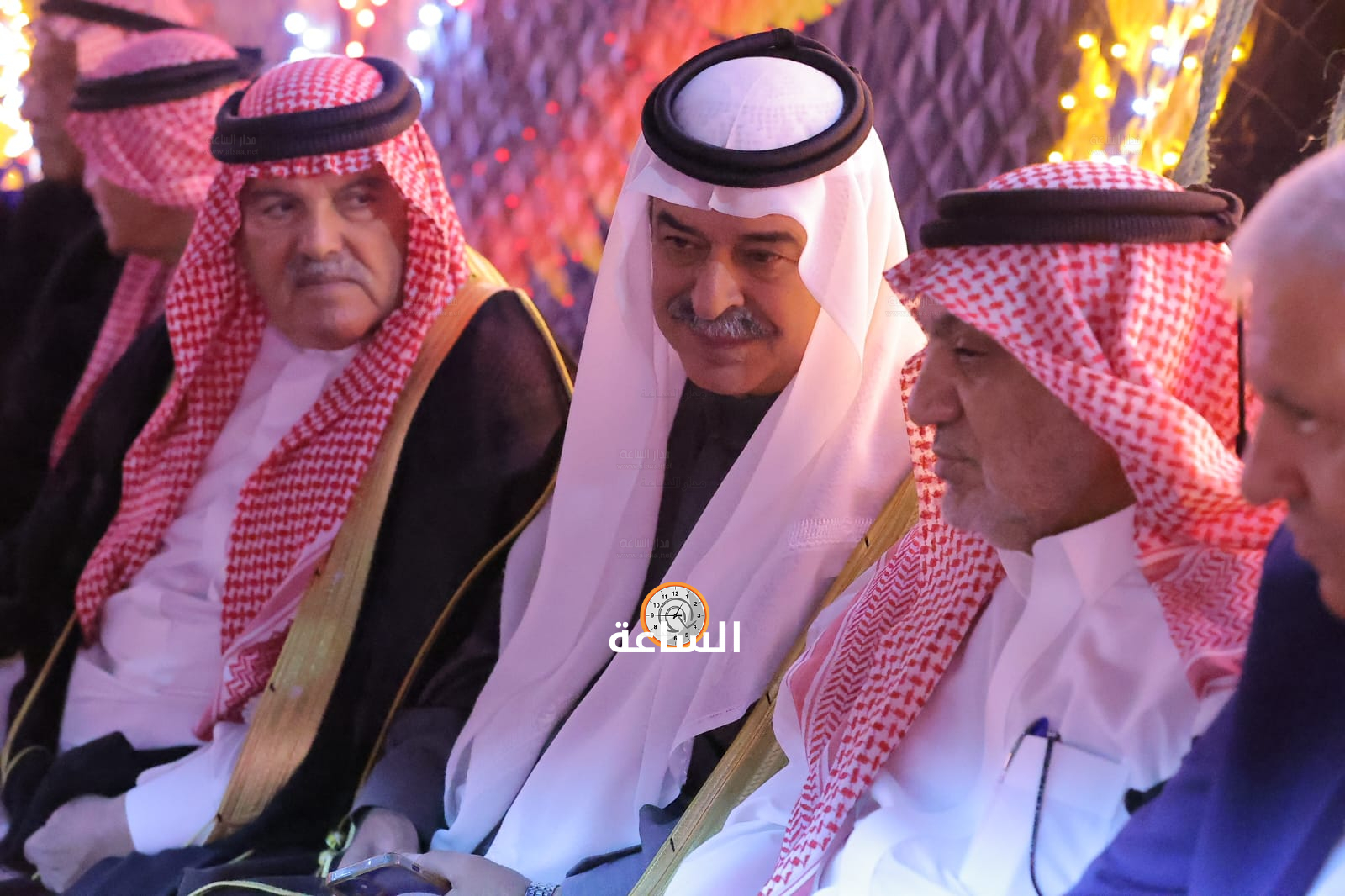 Madar Al-Saa Images 0.16240316541082078
