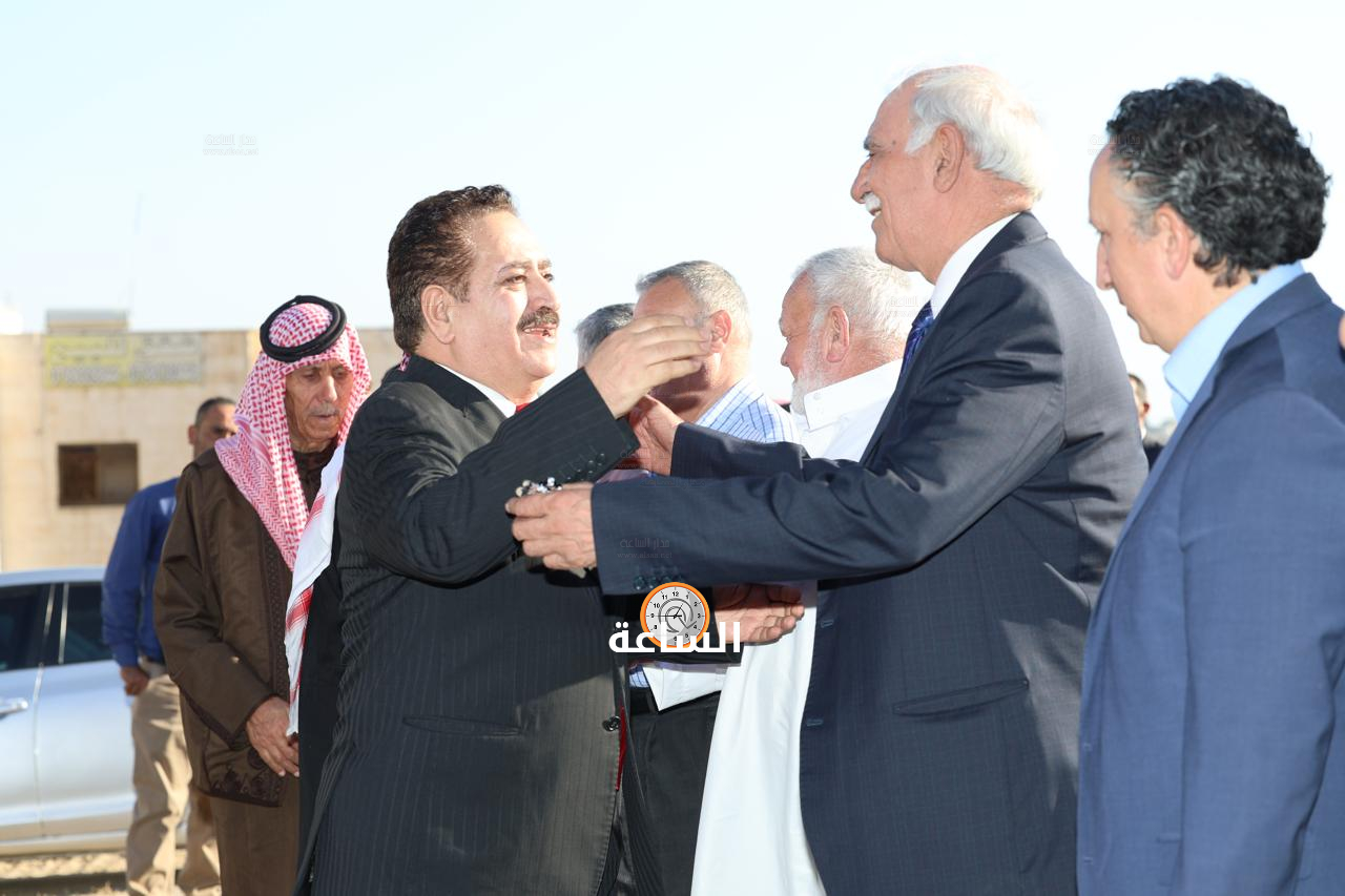 Madar Al-Saa Images 0.3176681121009931