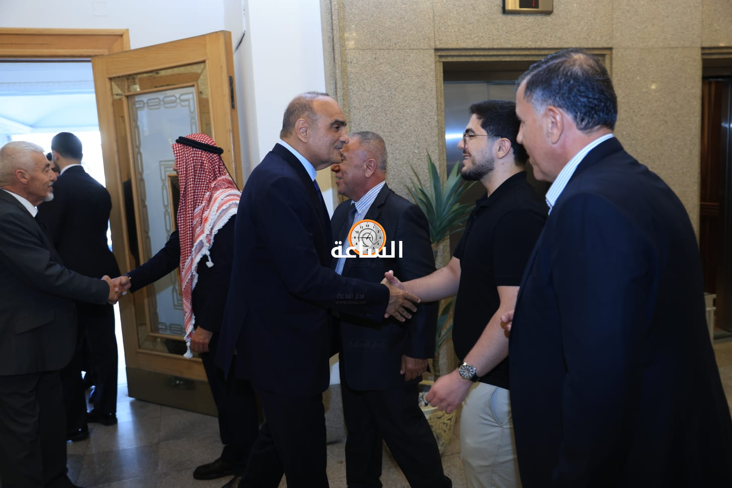 Madar Al-Saa Images 0.9771565407913325
