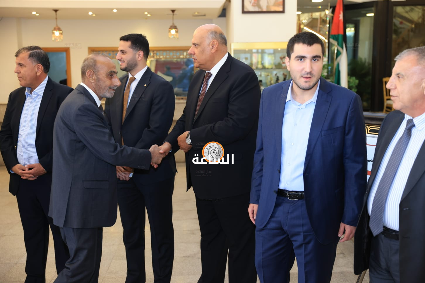 Madar Al-Saa Images 0.09033244522854678