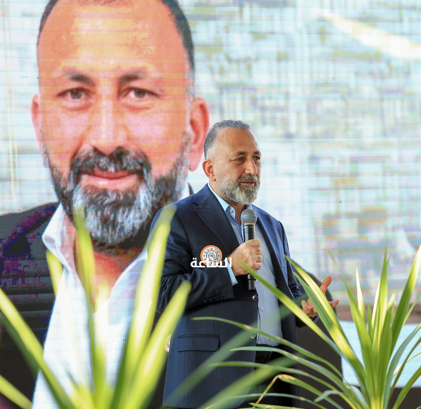 Madar Al-Saa Images 0.43213277434378783