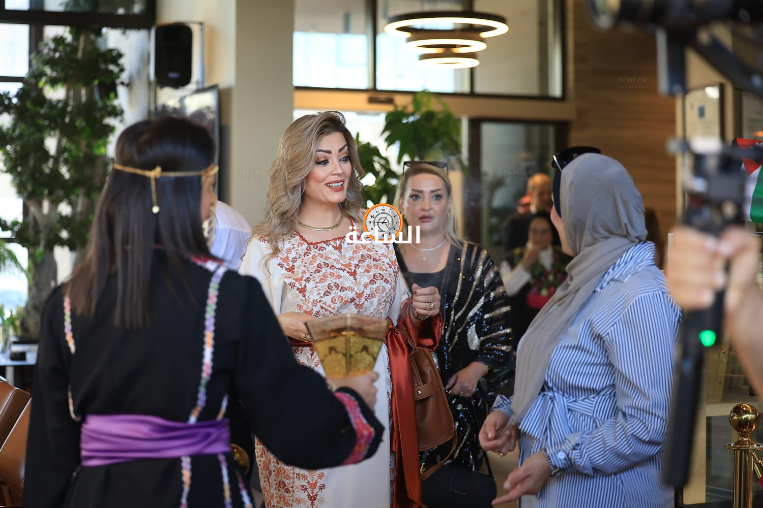 Madar Al-Saa Images 0.3524310392579537