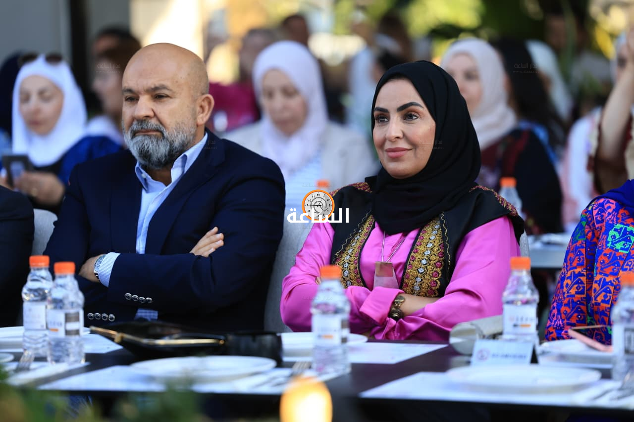 Madar Al-Saa Images 0.4844507352406049