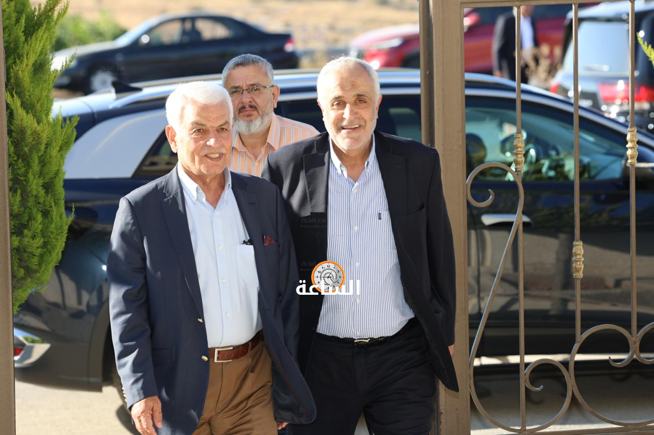 Madar Al-Saa Images 0.33118920562762133