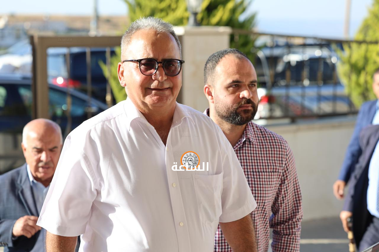 Madar Al-Saa Images 0.8799174575472555