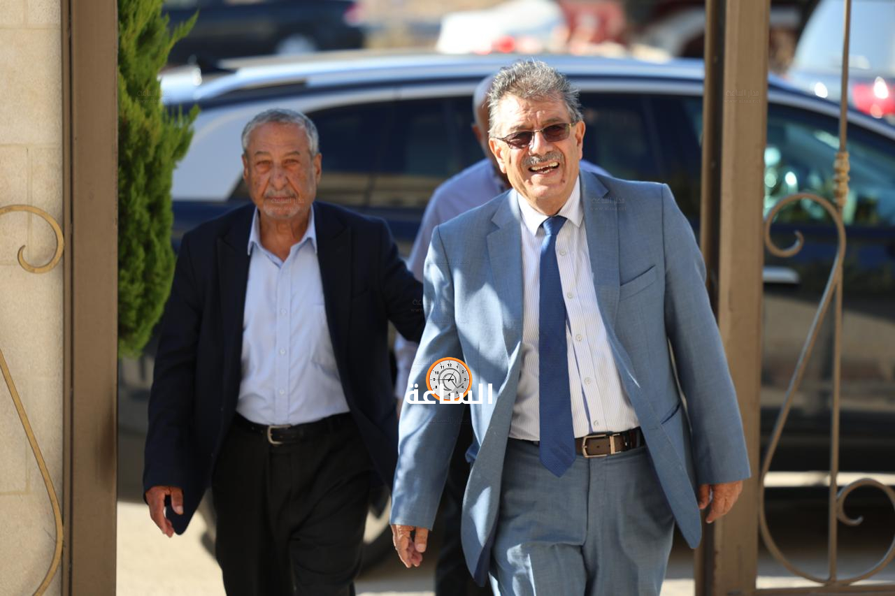 Madar Al-Saa Images 0.06192970497184758