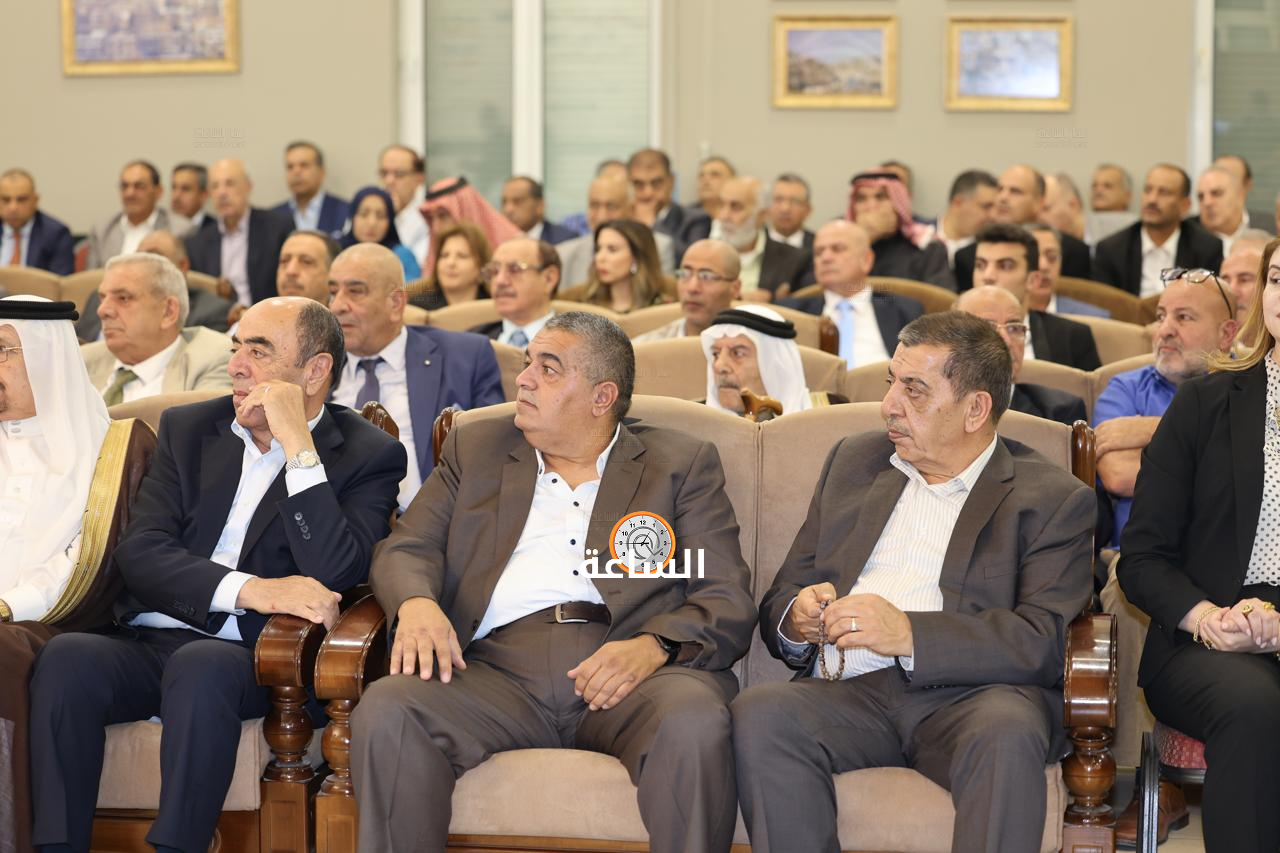 Madar Al-Saa Images 0.7448794566780153