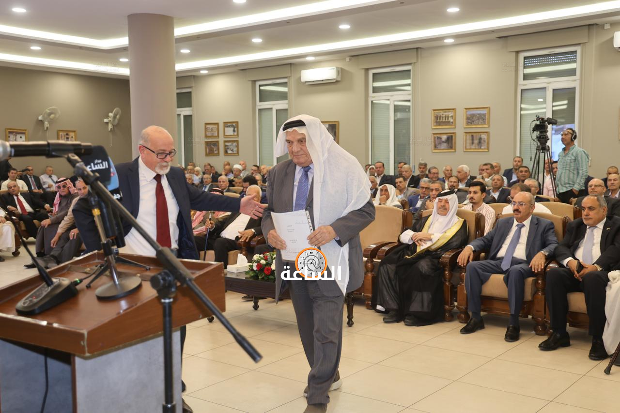 Madar Al-Saa Images 0.2569433764102286