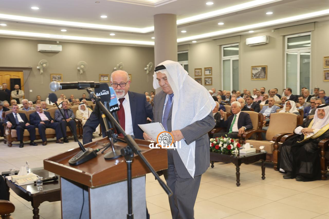 Madar Al-Saa Images 0.5348721612490964