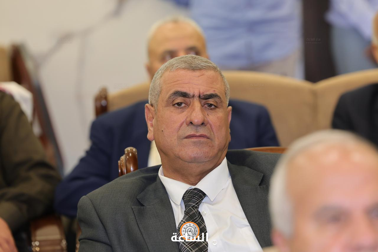 Madar Al-Saa Images 0.4395965922814723