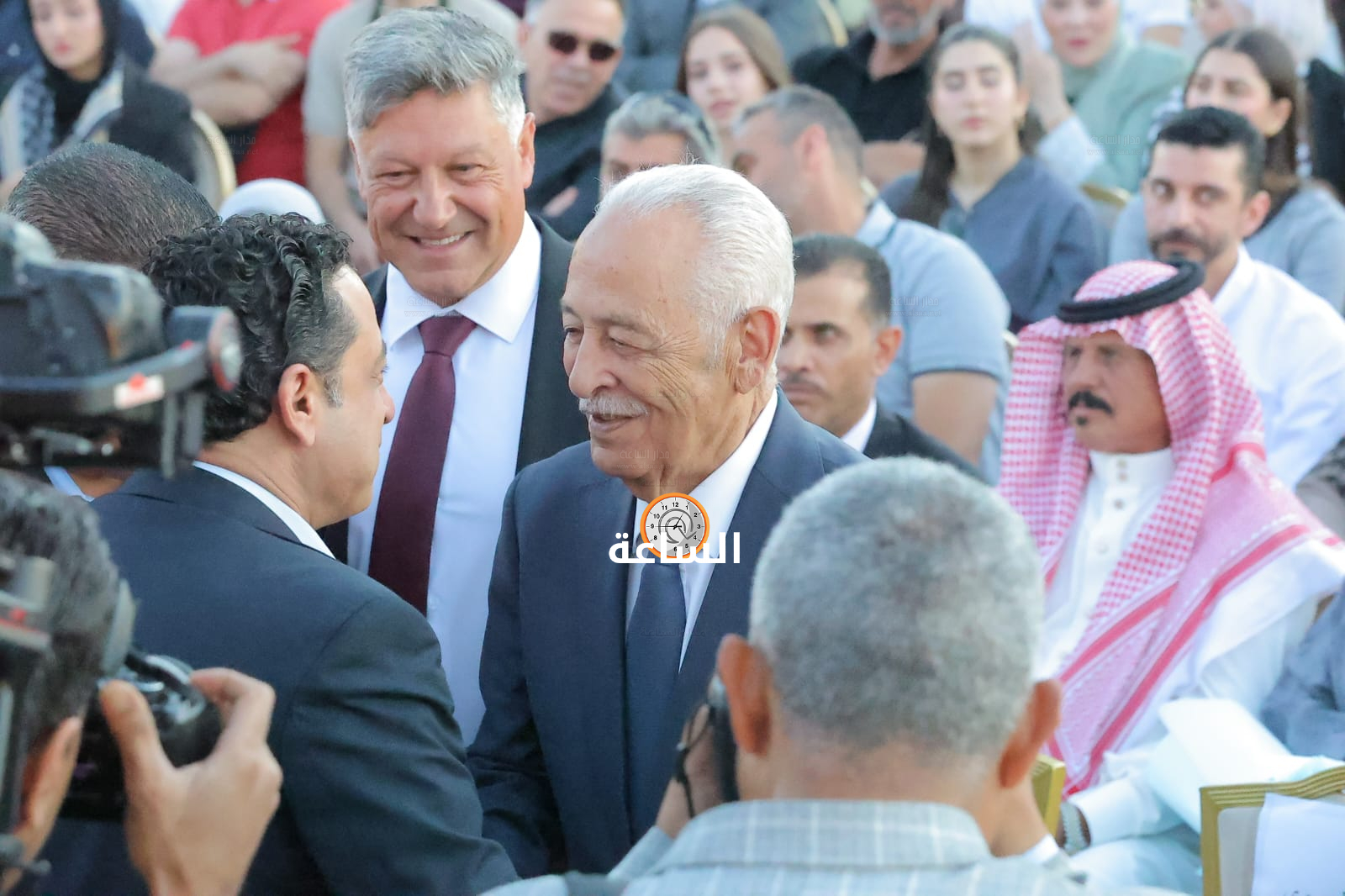 Madar Al-Saa Images 0.833164787886232