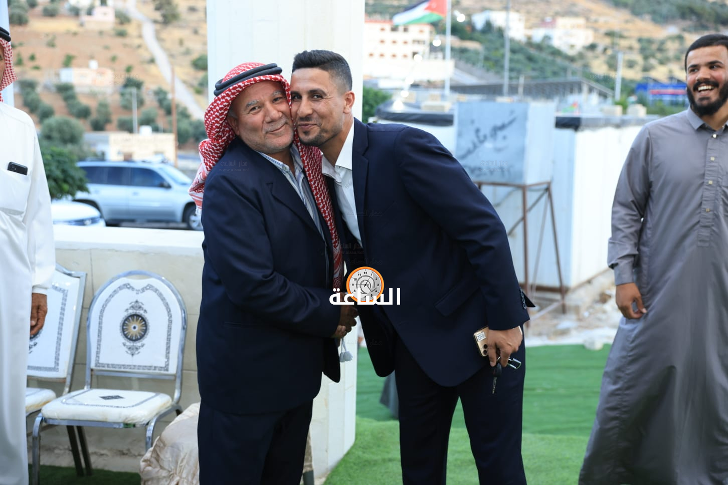 Madar Al-Saa Images 0.03494123248451664