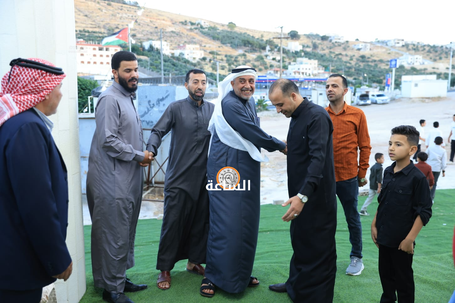 Madar Al-Saa Images 0.5525105583436971