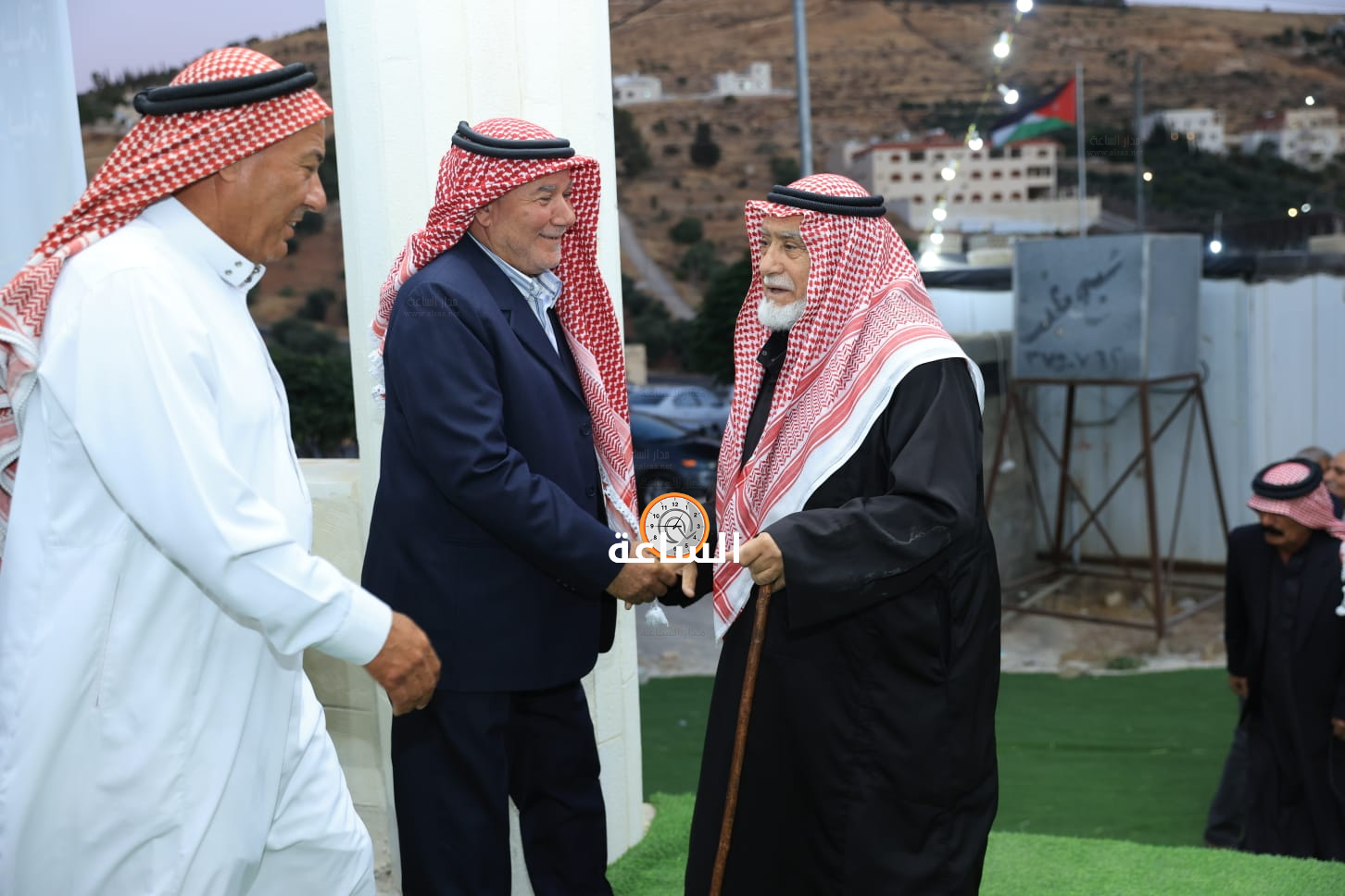 Madar Al-Saa Images 0.4289696682881975