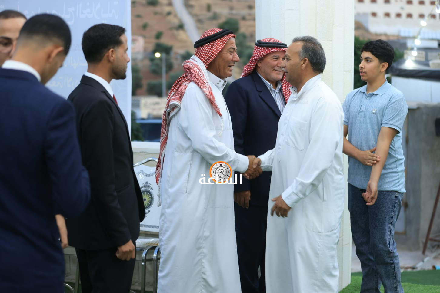 Madar Al-Saa Images 0.9368177881563291