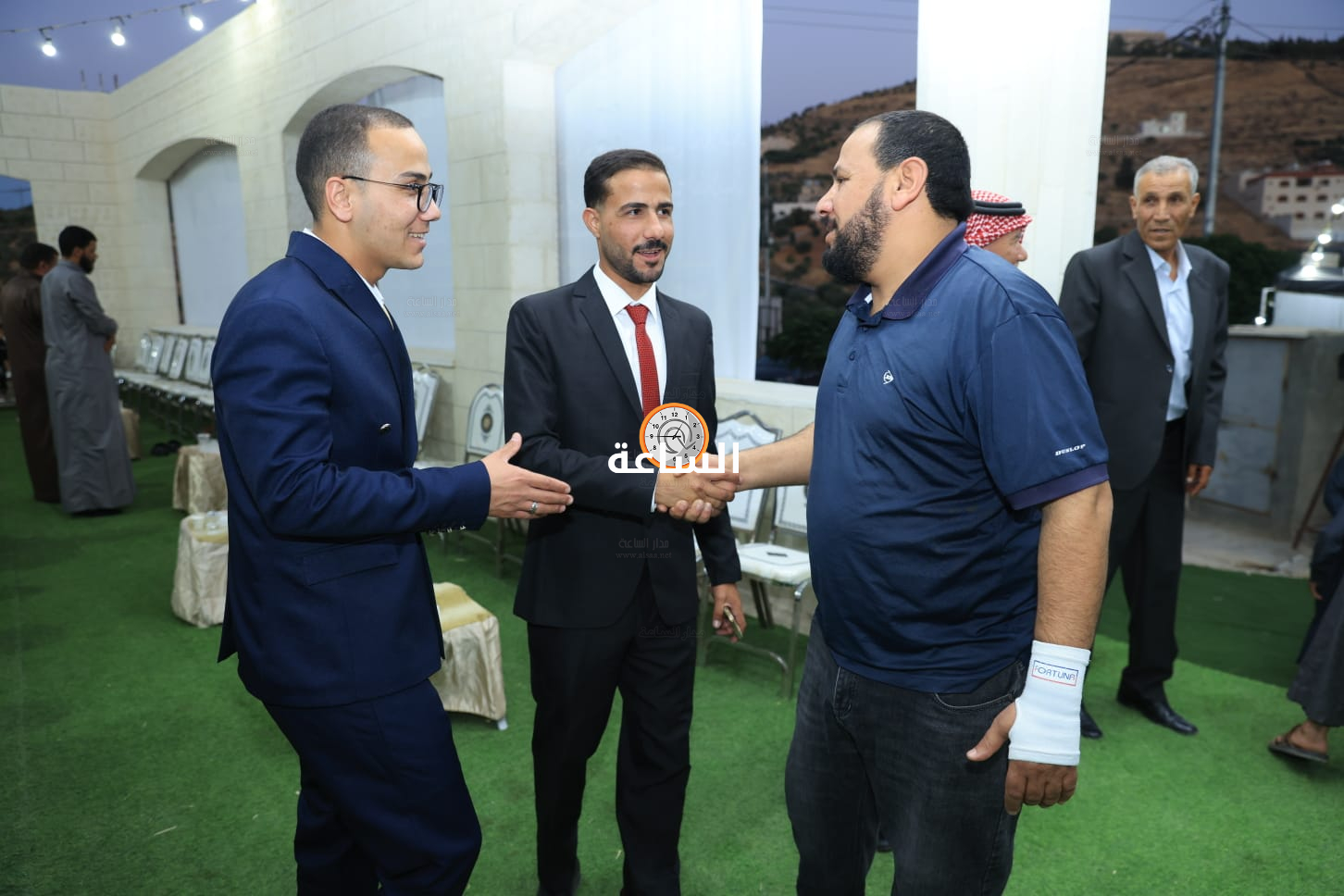 Madar Al-Saa Images 0.09343472587497526