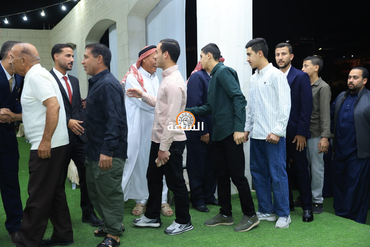Madar Al-Saa Images 0.24121564497712167