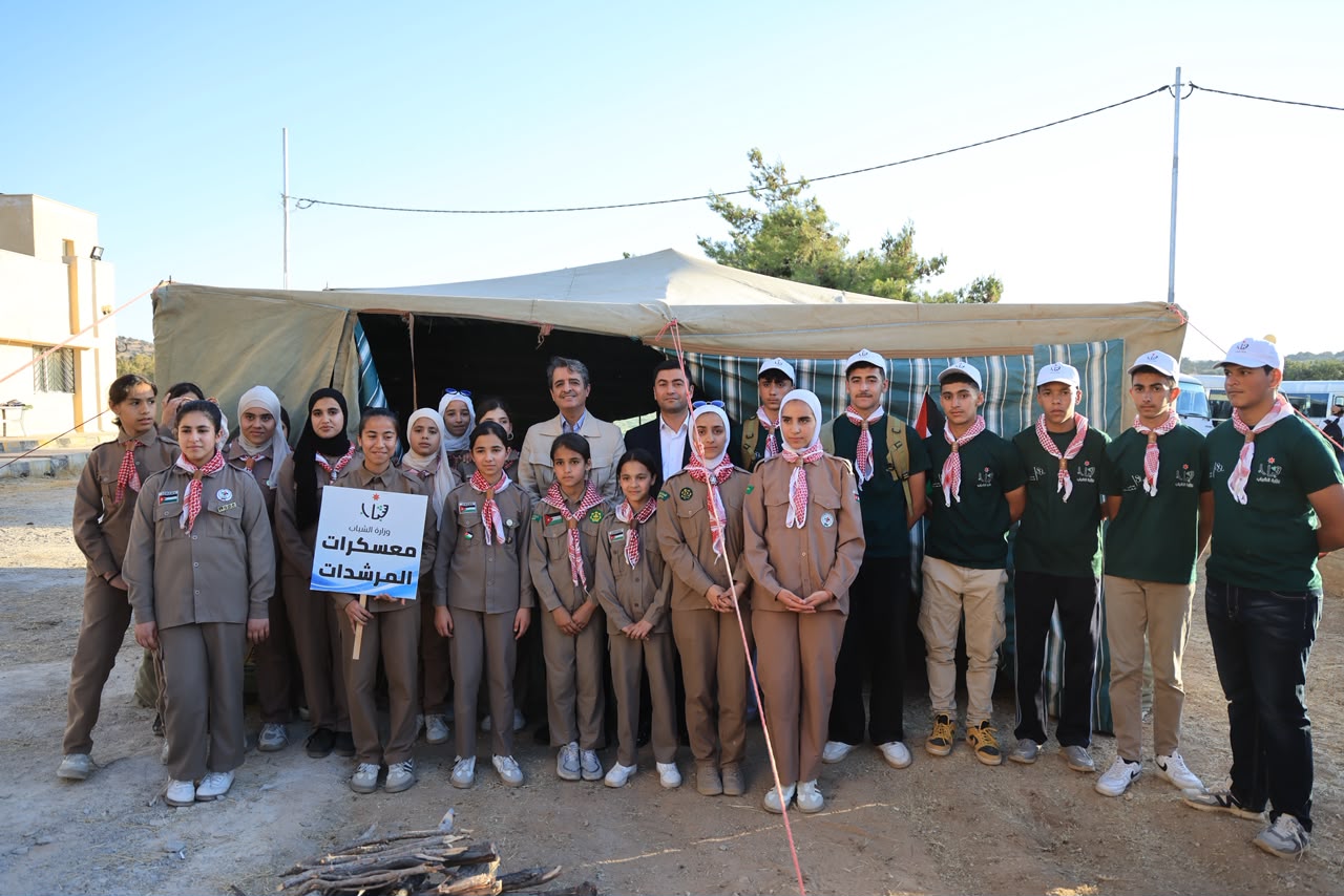 Madar Al-Saa Images 0.3736518669970341