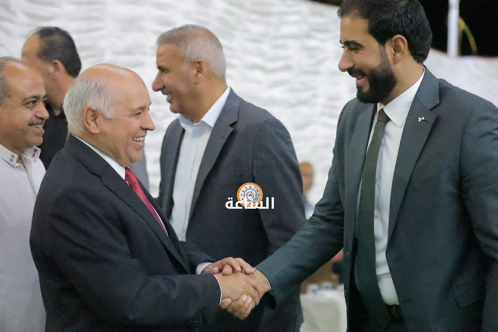 Madar Al-Saa Images 0.054093746040163815