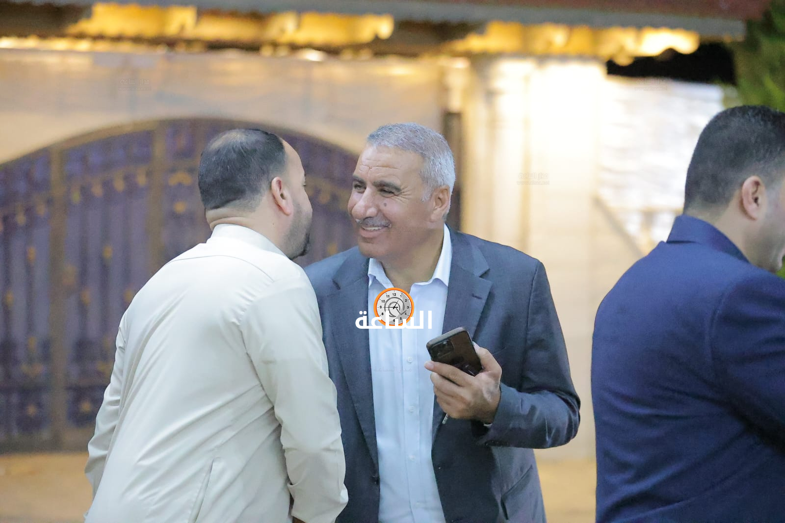 Madar Al-Saa Images 0.9367867230231689
