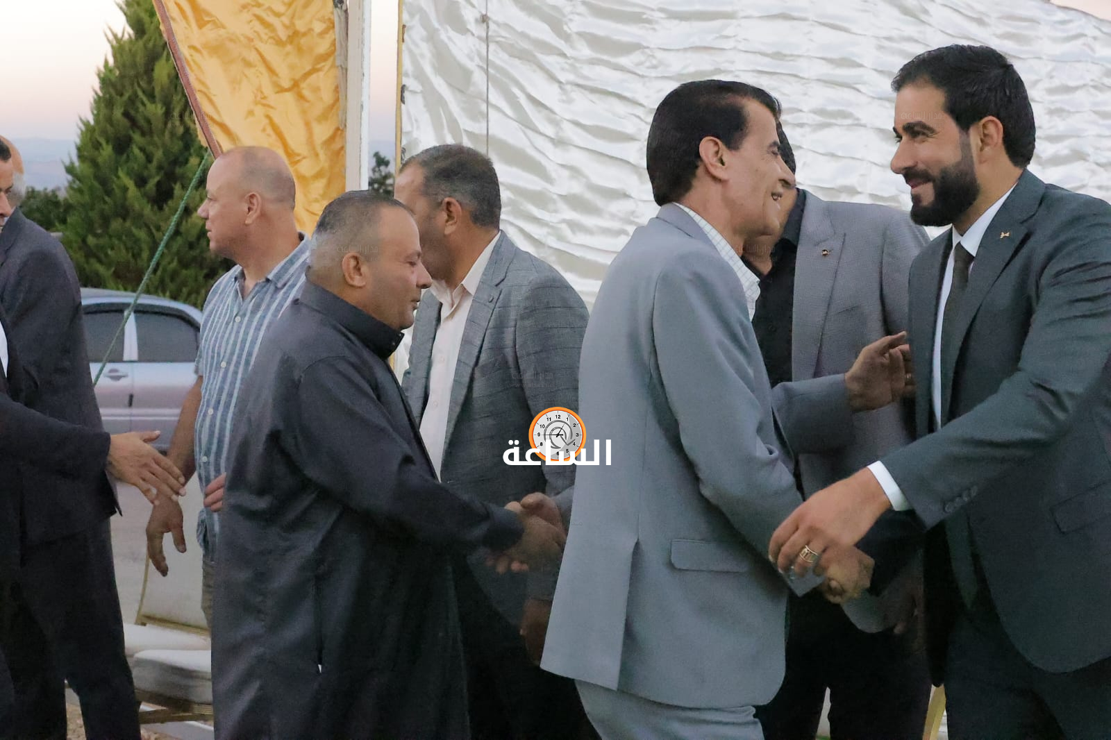 Madar Al-Saa Images 0.824065179591182