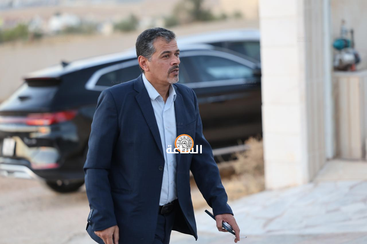 Madar Al-Saa Images 0.965566572123956
