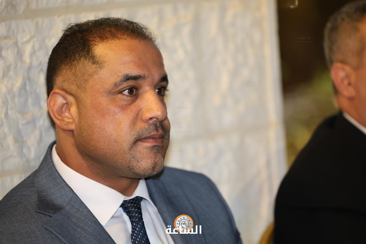 Madar Al-Saa Images 0.18132653627283668