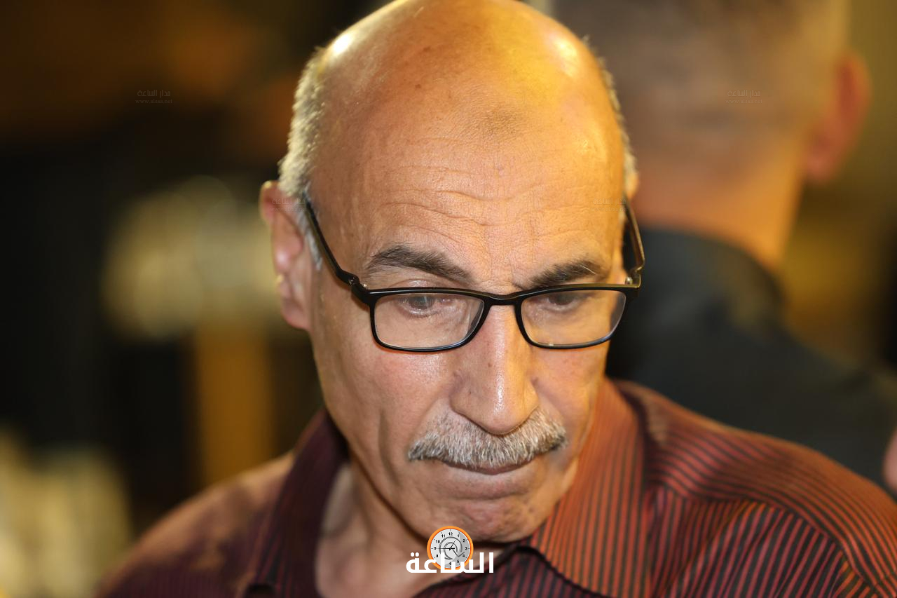 Madar Al-Saa Images 0.33586091661124684