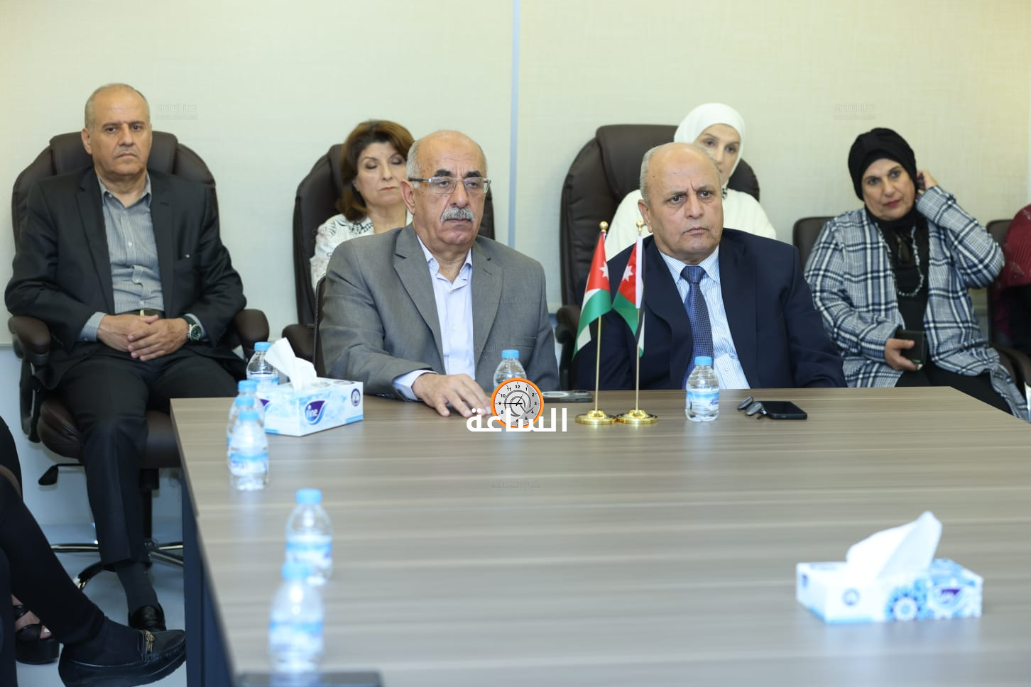 Madar Al-Saa Images 0.04136101804397008