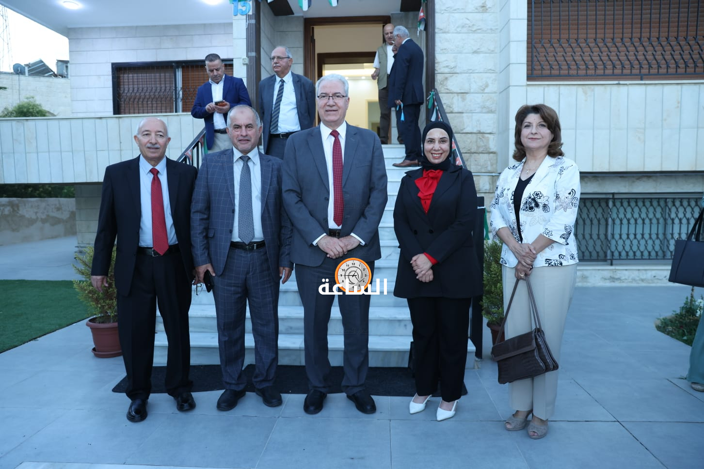 Madar Al-Saa Images 0.3743626835961493