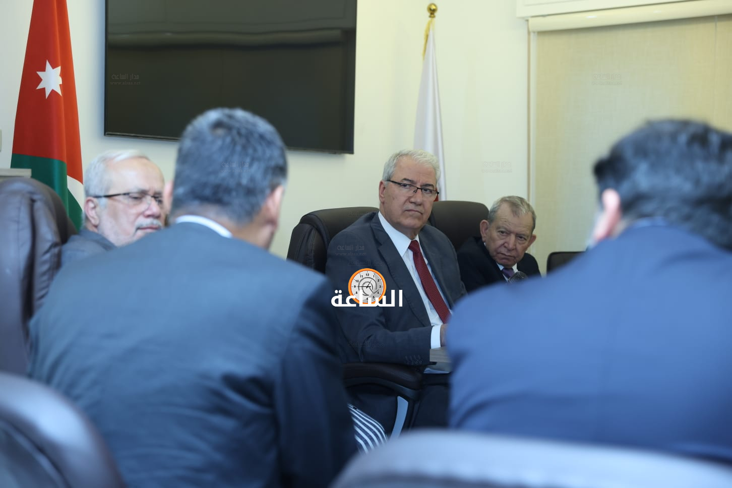 Madar Al-Saa Images 0.1425175200455212