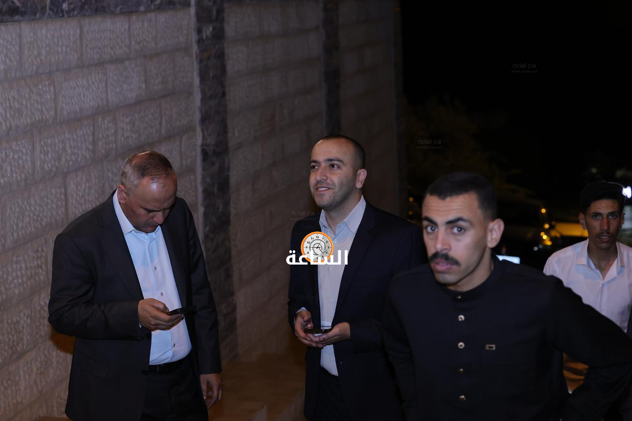 Madar Al-Saa Images 0.7449609945369187
