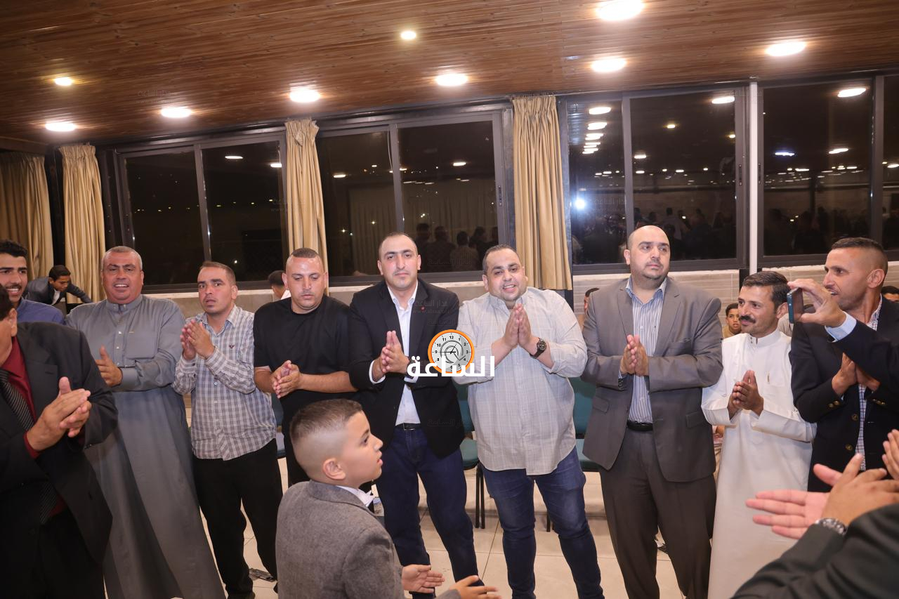 Madar Al-Saa Images 0.03347045860279485