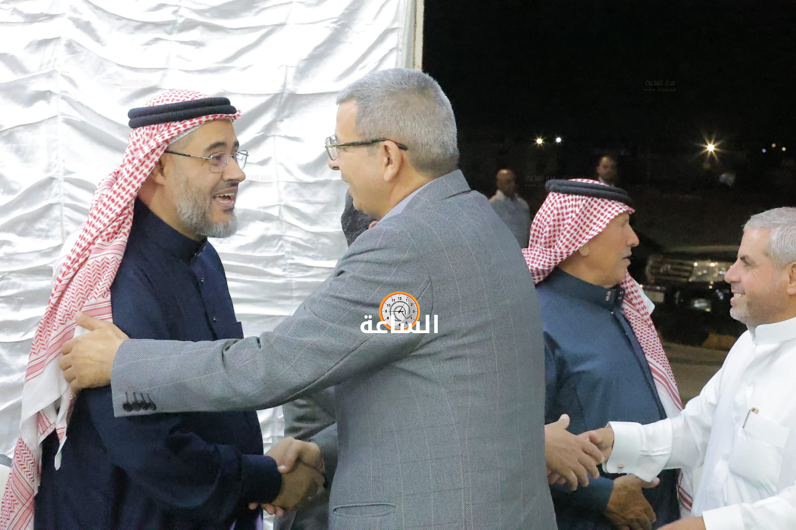 Madar Al-Saa Images 0.8891628480905472
