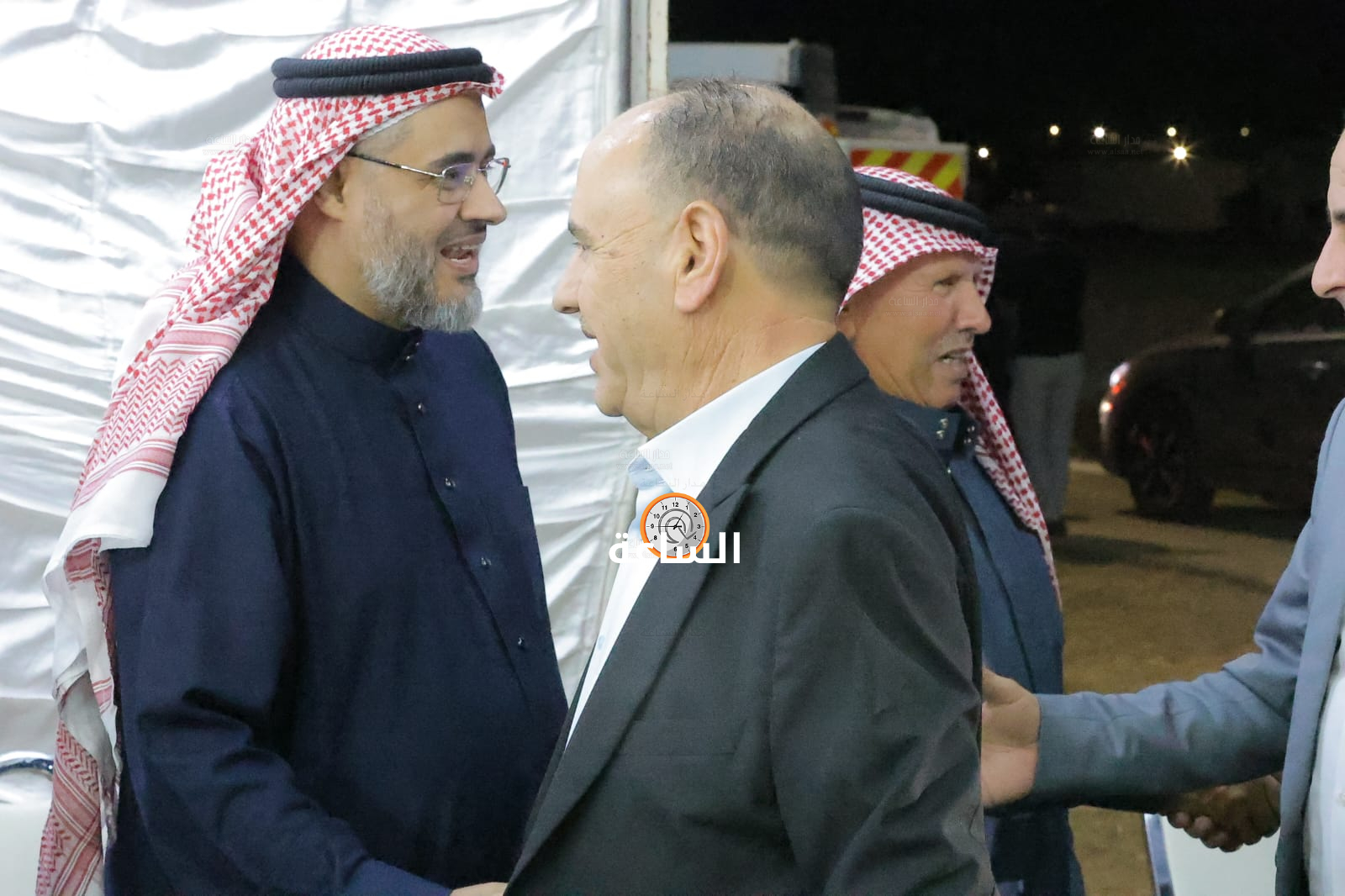 Madar Al-Saa Images 0.027367375719358877
