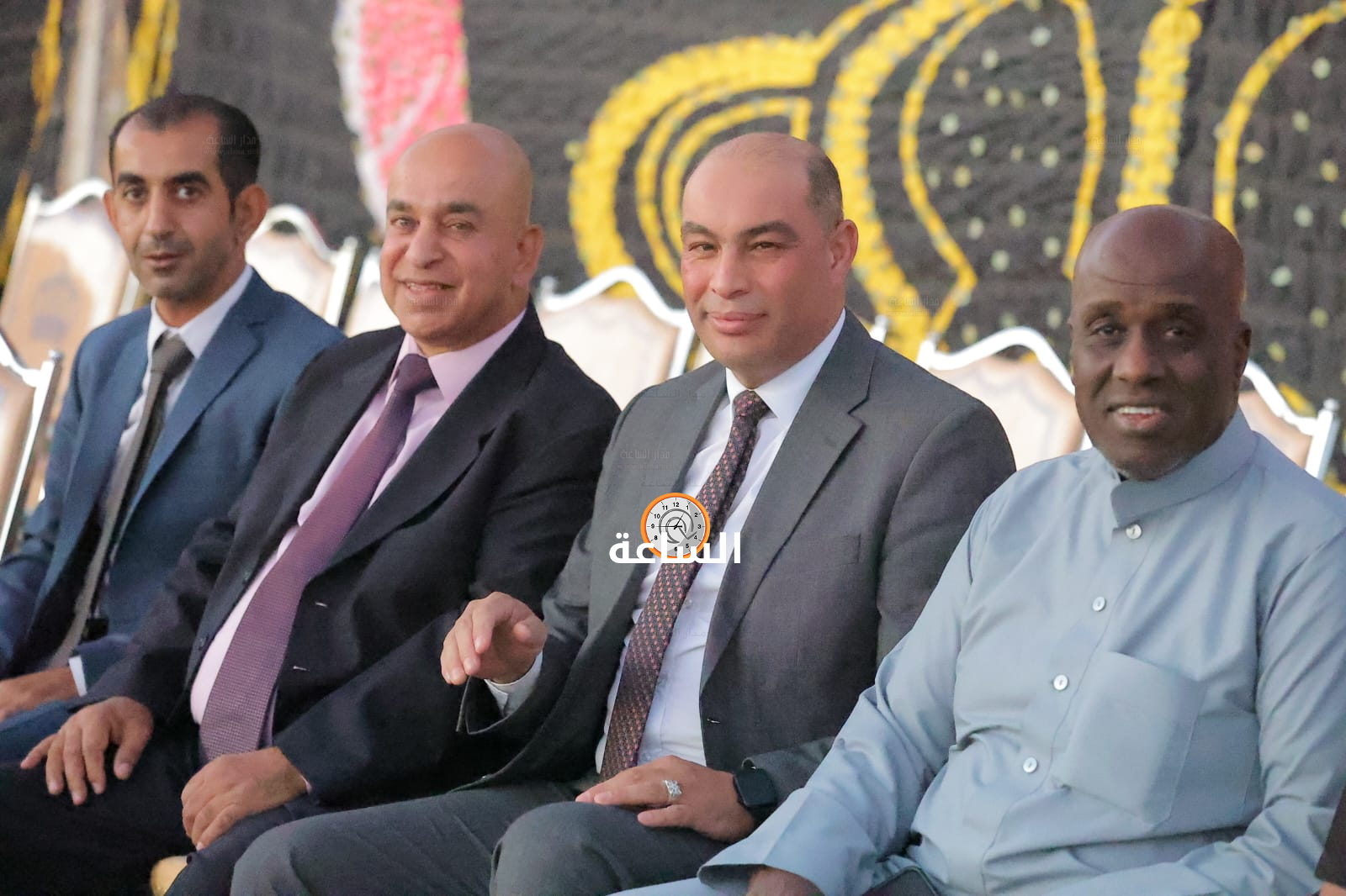 Madar Al-Saa Images 0.040576822475322794