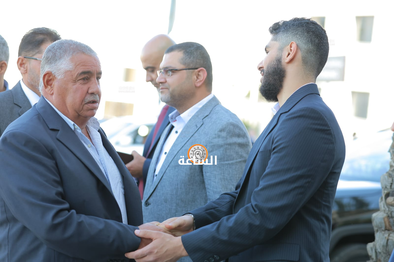 Madar Al-Saa Images 0.5772739271663034