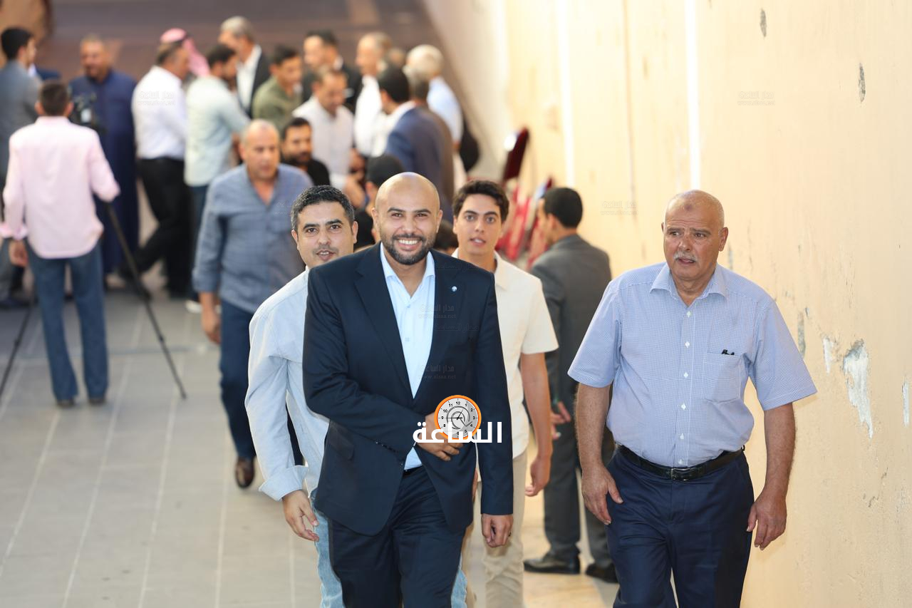 Madar Al-Saa Images 0.9165093999783929
