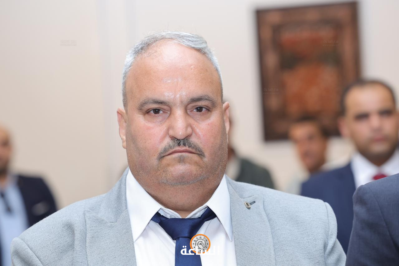 Madar Al-Saa Images 0.10384422693458917