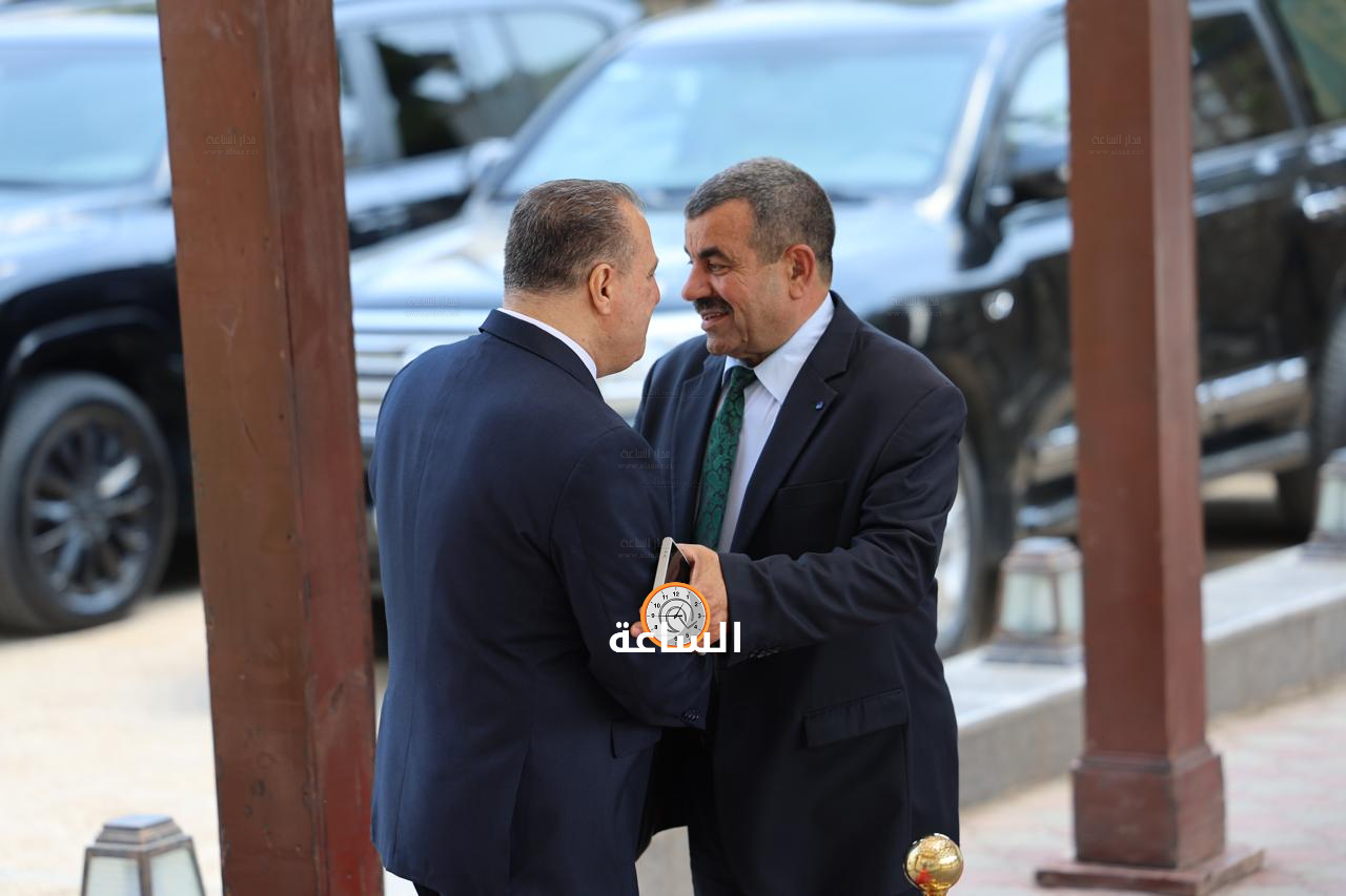 Madar Al-Saa Images 0.980676136348821