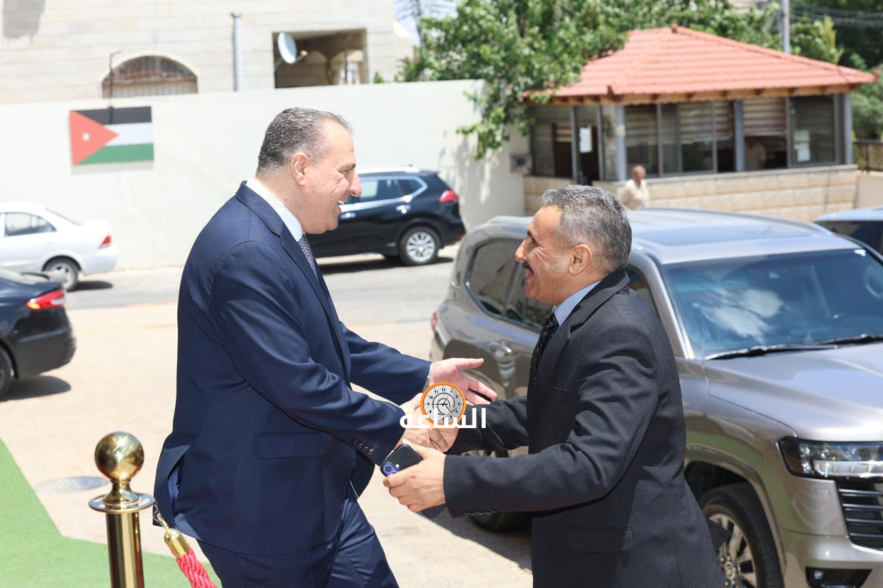 Madar Al-Saa Images 0.4791020092565884