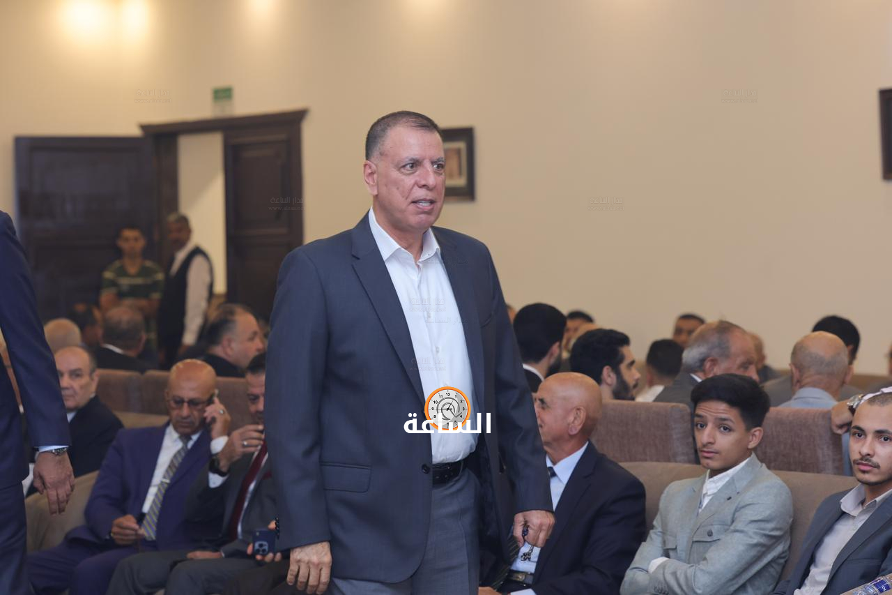 Madar Al-Saa Images 0.41495405142825526