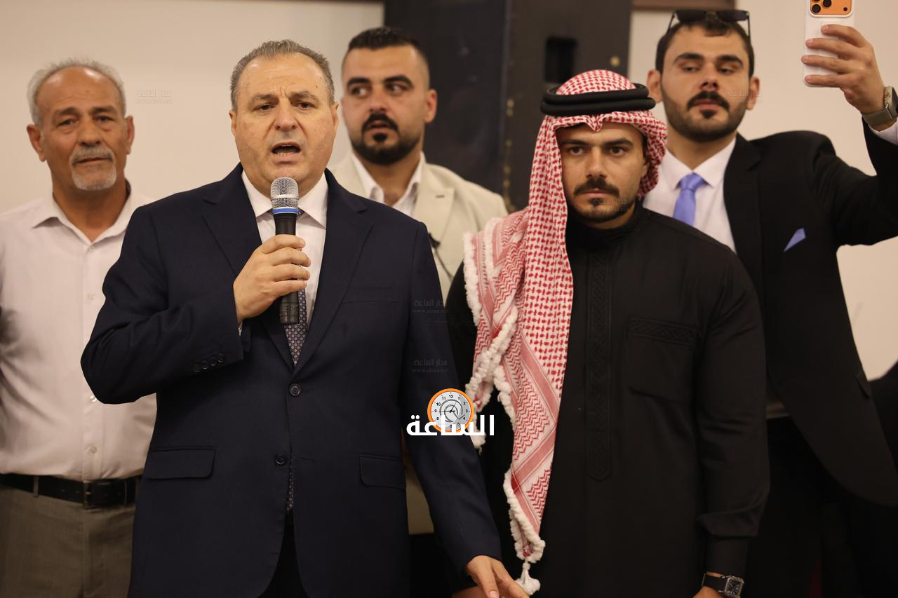 Madar Al-Saa Images 0.6974005205821964