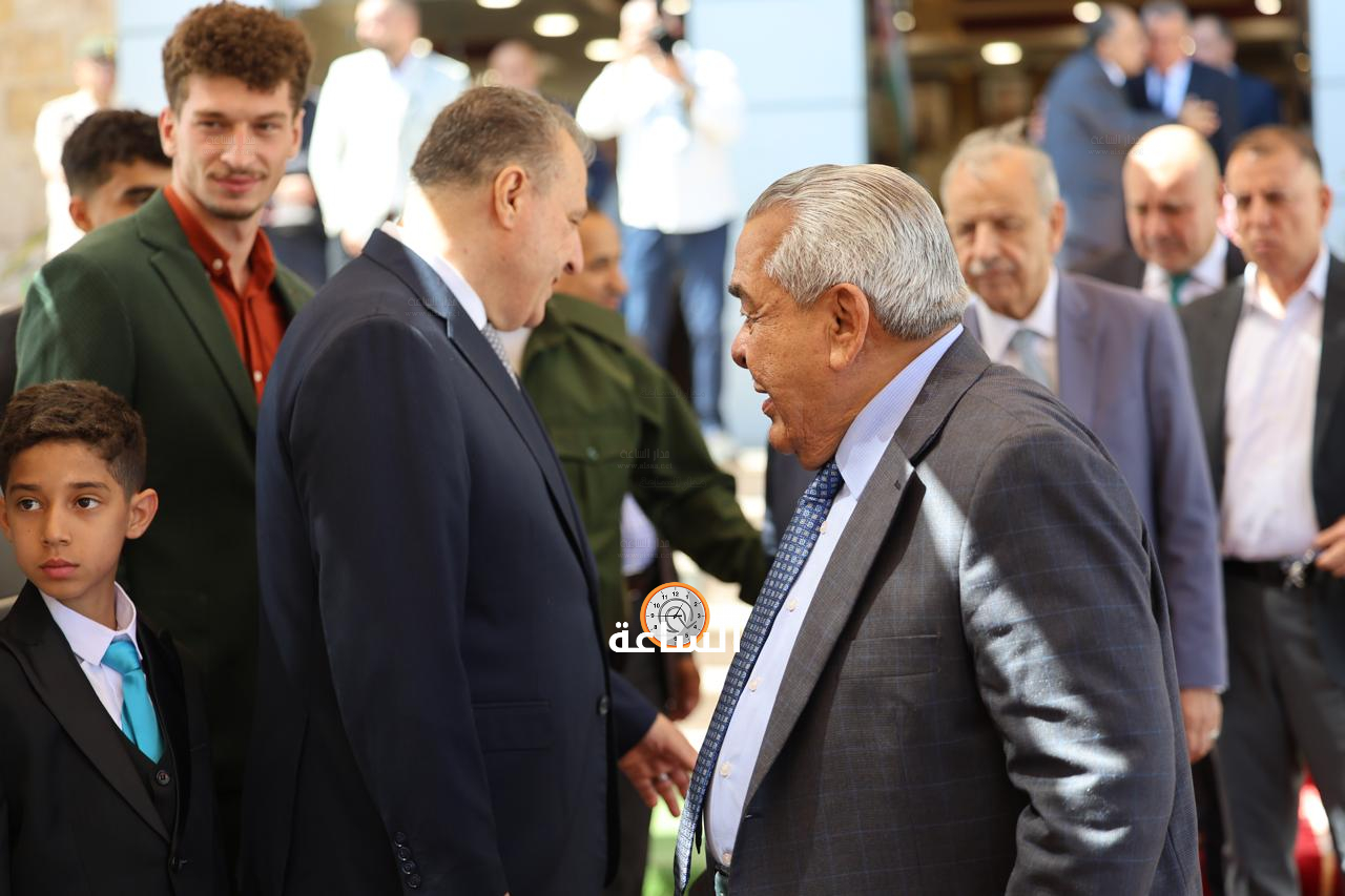 Madar Al-Saa Images 0.48423092271482693