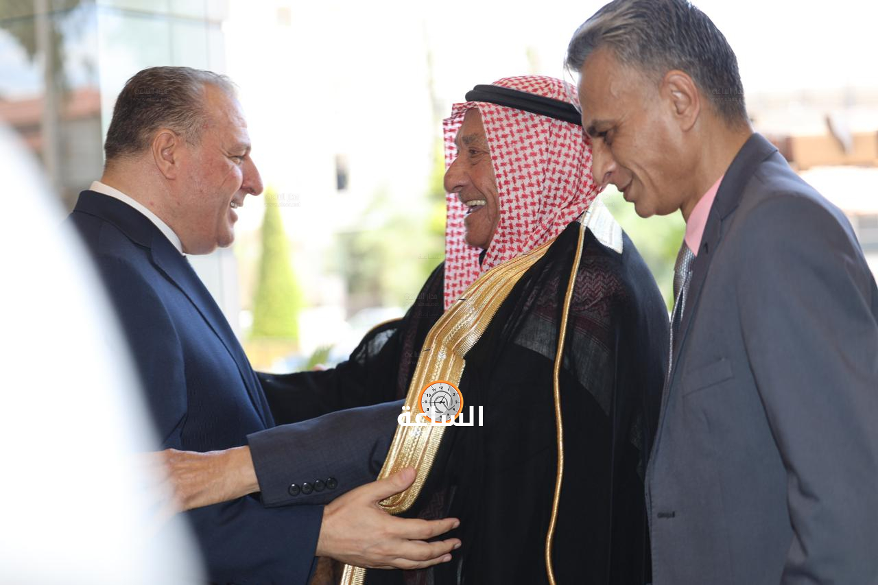 Madar Al-Saa Images 0.13326767697642128