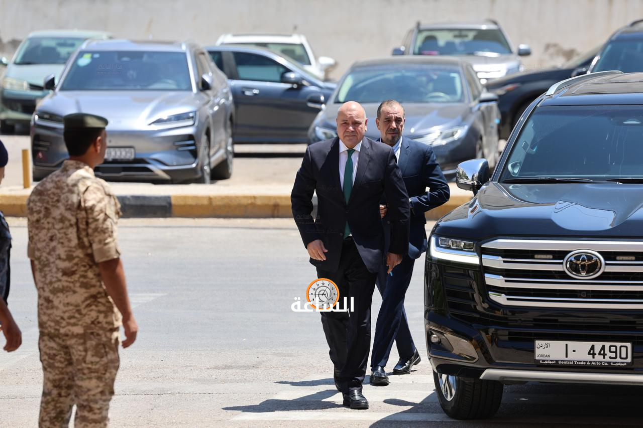 Madar Al-Saa Images 0.36742502861398896